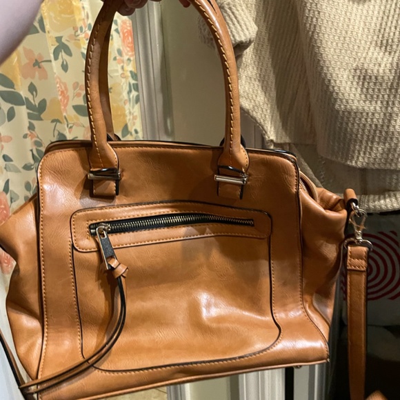 Clothes - Picture 16 of 16